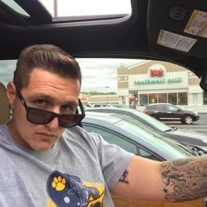 Meet your Posher, Robert